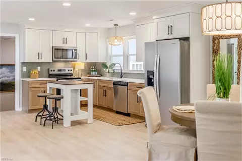 Kitchen - 123 Prince James Dr, Hampton, VA 23669 photo 7 of 8