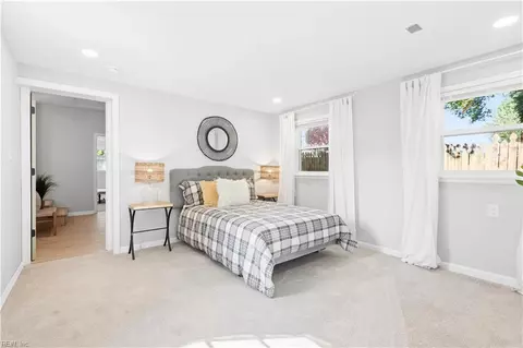 Bedroom - 123 Prince James Dr, Hampton, VA 23669 photo 9 of 9