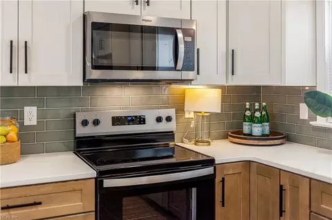 Kitchen - 123 Prince James Dr, Hampton, VA 23669 photo 3 of 8