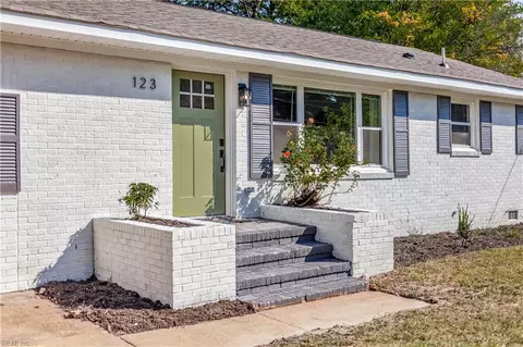 Exterior - 123 Prince James Dr, Hampton, VA 23669 photo 2 of 3