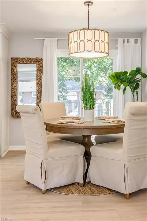 Dining - 123 Prince James Dr, Hampton, VA 23669 photo 3 of 4