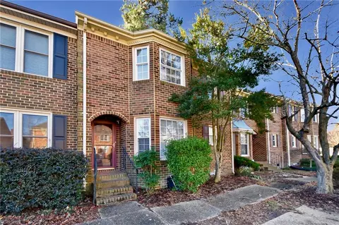 4317 Mountainleaf Ct, Virginia Beach, VA 23456