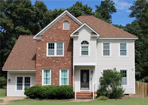 2712 Executive Dr, Chester, VA 23831