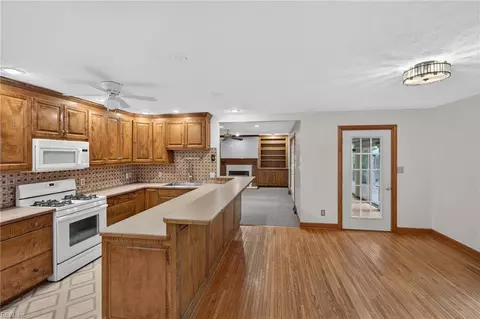 Kitchen - 8139 Manor Dr, Gloucester, VA 23061 photo 1 of 3