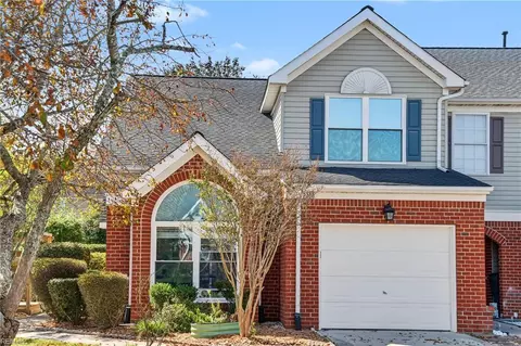 2700 Bracston Rd, Virginia Beach, VA 23456