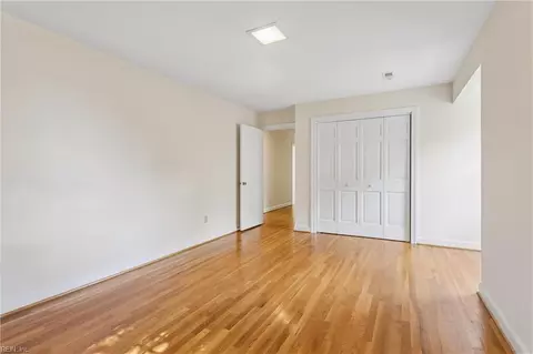 Bedroom - 60 N Willard Ave, Hampton, VA 23663 photo 3 of 4