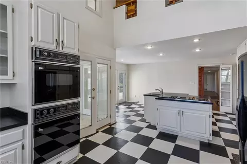 Kitchen - 60 N Willard Ave, Hampton, VA 23663 photo 5 of 5