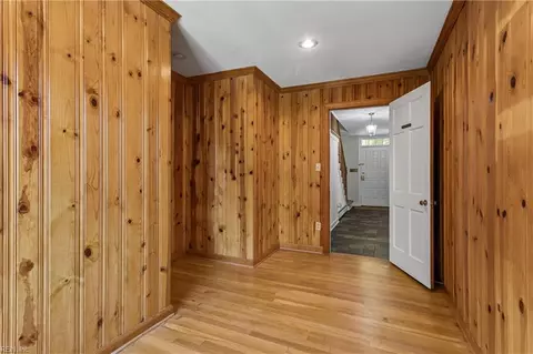 Entry Way - 60 N Willard Ave, Hampton, VA 23663 photo 2 of 2