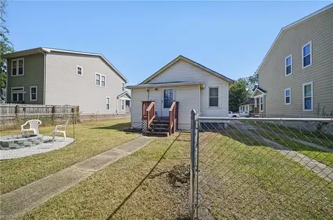 Exterior - 3125 Dunkirk Ave, Norfolk, VA 23509 photo 5 of 9