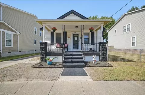 Exterior - 3125 Dunkirk Ave, Norfolk, VA 23509 photo 8 of 9