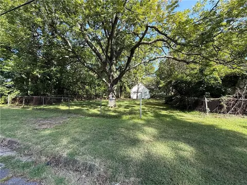 3916 South St, Portsmouth, VA 23707