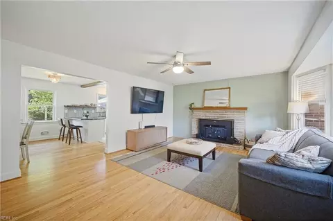 Living - 2024 Lisbon Rd, Chesapeake, VA 23321 photo 1 of 3