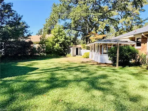 Exterior - 2024 Lisbon Rd, Chesapeake, VA 23321 photo 9 of 12
