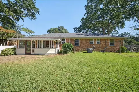 Exterior - 2024 Lisbon Rd, Chesapeake, VA 23321 photo 6 of 12