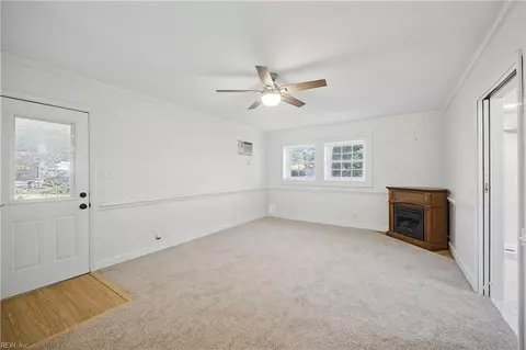 Living - 2024 Lisbon Rd, Chesapeake, VA 23321 photo 3 of 3