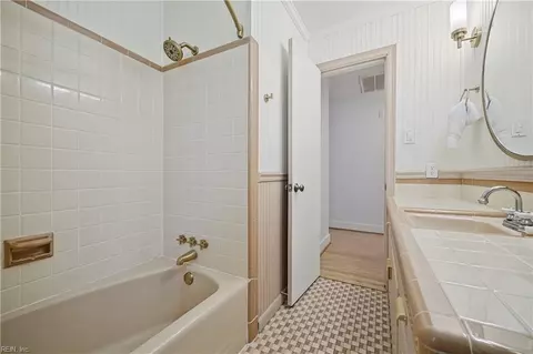 Bath - 2024 Lisbon Rd, Chesapeake, VA 23321 photo 5 of 5