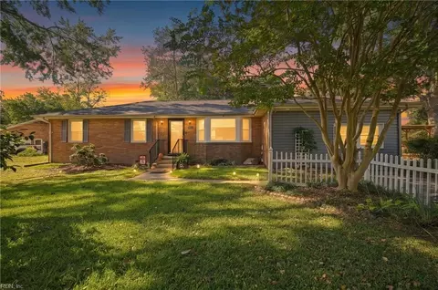 Exterior - 2024 Lisbon Rd, Chesapeake, VA 23321 photo 5 of 12