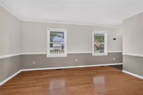 Living - 43 Charlene Loop, Hampton, VA 23666 photo 3 of 5