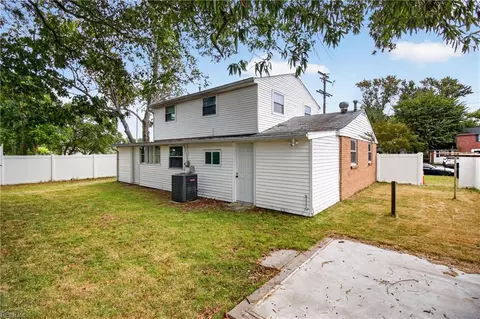 Exterior - 2021 Seward Dr, Hampton, VA 23663 photo 1 of 2