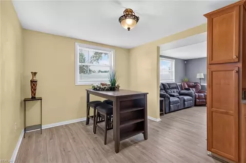 Dining - 2021 Seward Dr, Hampton, VA 23663 photo 1 of 1