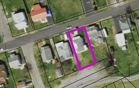 2256 Randolph St, Washington, VA 24201
