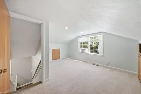 Bedroom - 4 Bramston Dr, Hampton, VA 23666 photo 1 of 17