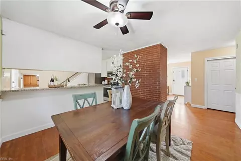 Dining - 4 Bramston Dr, Hampton, VA 23666 photo 1 of 2