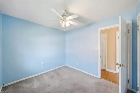 Bedroom - 4 Bramston Dr, Hampton, VA 23666 photo 10 of 17
