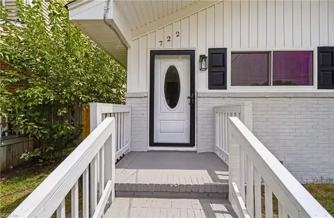 Exterior - 722 Ridgeway Ave, Hampton, VA 23661 photo 4 of 7