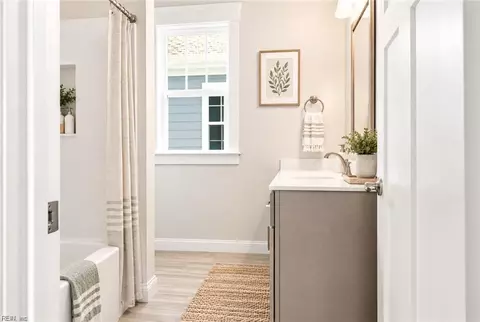 Entry Way - 3123 E Ocean View Ave, Norfolk, VA 23518 photo 1 of 5