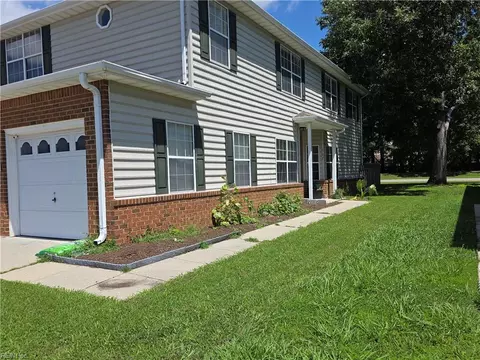407 Belmont Cir, Yorktown, VA 23693