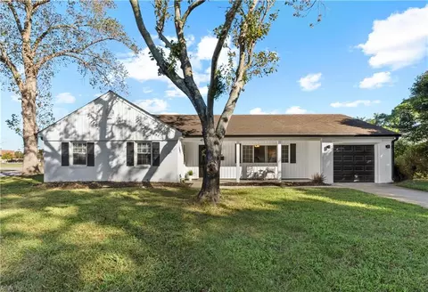 4512 Whitechapel Ct, Virginia Beach, VA 23455