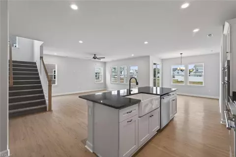 Entry Way - Mm Macon-multi-gen, Chesapeake, VA 23322 photo 3 of 10