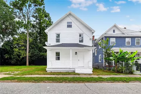 306 S Dyer St, Elizabeth City, NC 27909
