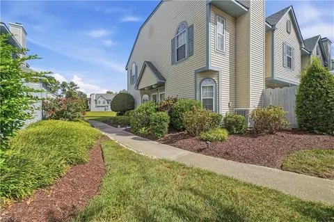 5320 Bardith Cir, Virginia Beach, VA 23455