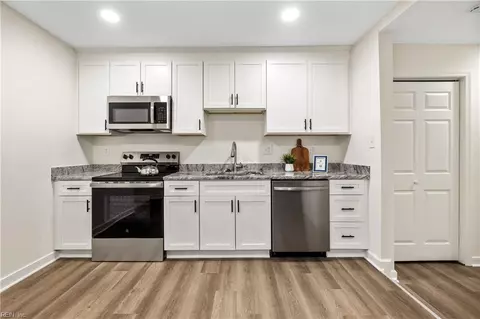 Kitchen - 509 Marion Rd, Hampton, VA 23663 photo 2 of 3