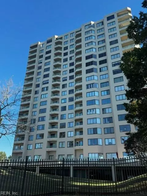7501 River Rd #11D, Newport News, VA 23607