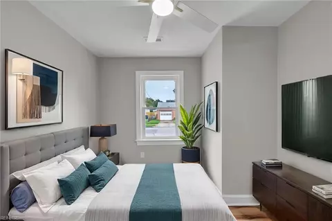 Bedroom - 2417 Juniper St, Norfolk, VA 23513 photo 4 of 9