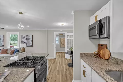 Entry Way - 2417 Juniper St, Norfolk, VA 23513 photo 1 of 2