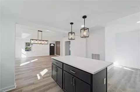 Entry Way - 468 Algonquin Rd, Hampton, VA 23661 photo 1 of 1