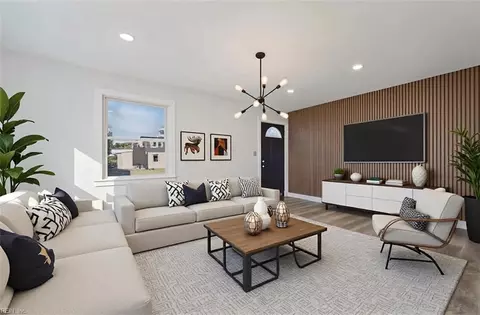 Living - 468 Algonquin Rd, Hampton, VA 23661 photo 1 of 1