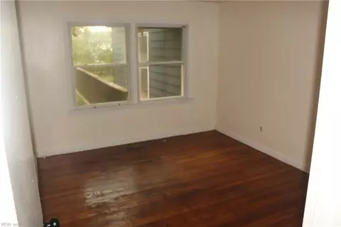 Bedroom - 1805 Broadstreet Rd, Hampton, VA 23666 photo 2 of 4