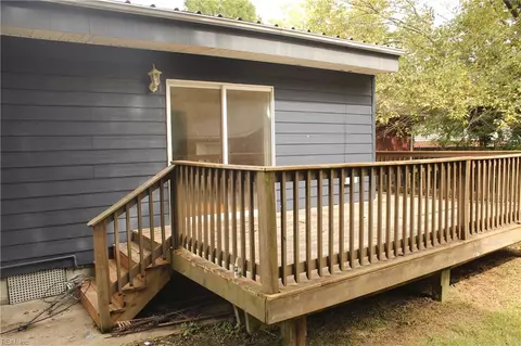 Exterior - 1805 Broadstreet Rd, Hampton, VA 23666 photo 3 of 3
