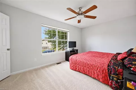 Other - 10 Harrogate Ln, Hampton, VA 23666 photo 3 of 5
