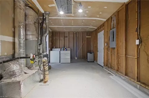 Other - 10 Harrogate Ln, Hampton, VA 23666 photo 4 of 5