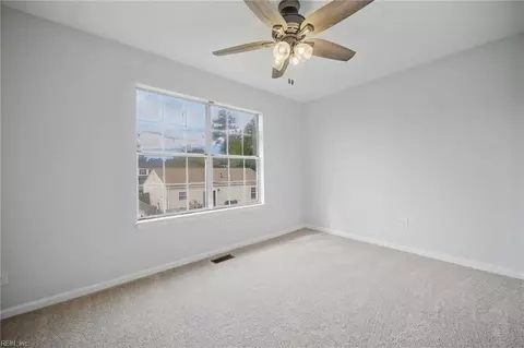 Other - 10 Harrogate Ln, Hampton, VA 23666 photo 2 of 5