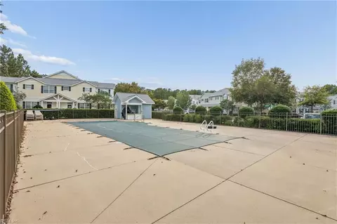 Exterior - 1528 Hambledon Loop, Chesapeake, VA 23320 photo 8 of 11
