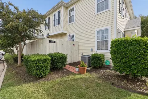 Exterior - 1528 Hambledon Loop, Chesapeake, VA 23320 photo 5 of 11