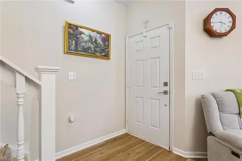 Entry Way - 1528 Hambledon Loop, Chesapeake, VA 23320 photo 2 of 5