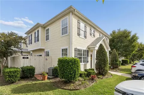 Exterior - 1528 Hambledon Loop, Chesapeake, VA 23320 photo 7 of 11